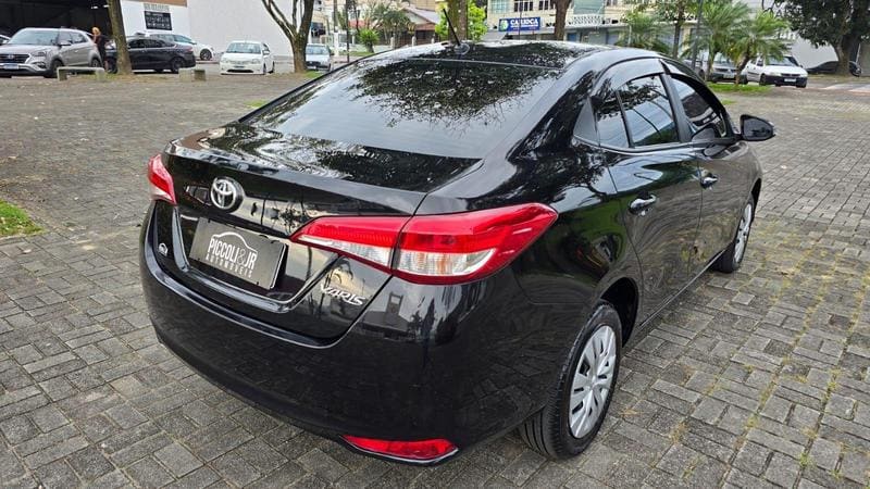TOYOTA YARIS SEDAN 1.5 XL 2024 — foto 2