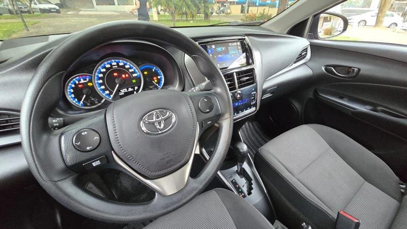 TOYOTA YARIS SEDAN 1.5 XL 2024 — foto 7