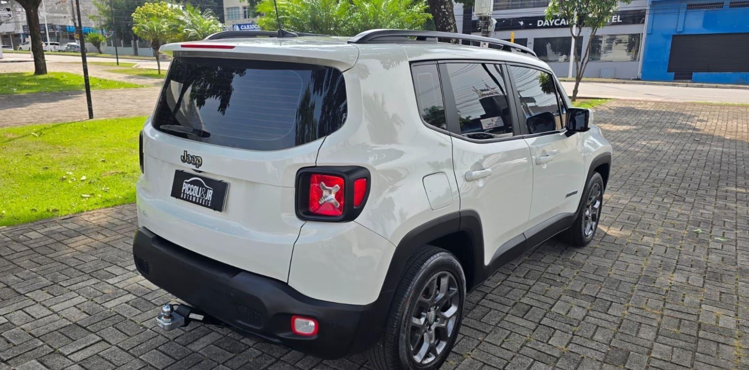 FIAT RENEGADE 1.8 16V FLEX LONGITUDE 4P AUT 2016 — foto 3