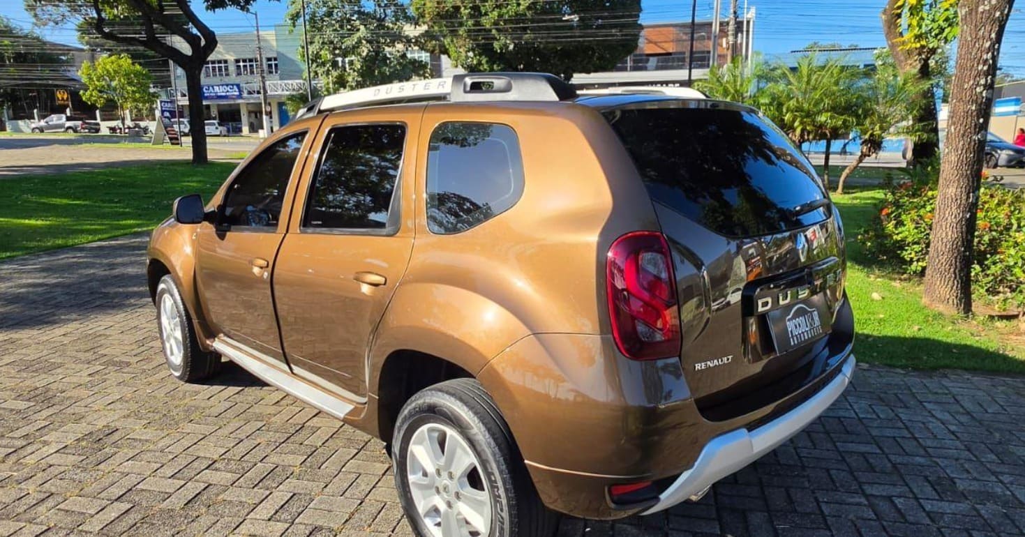 RENAULT DUSTER 2.0 DYNAMIC 4X2 AUT 2015 — foto 2