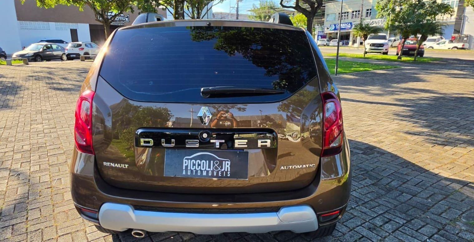 RENAULT DUSTER 2.0 DYNAMIC 4X2 AUT 2015 — foto 3