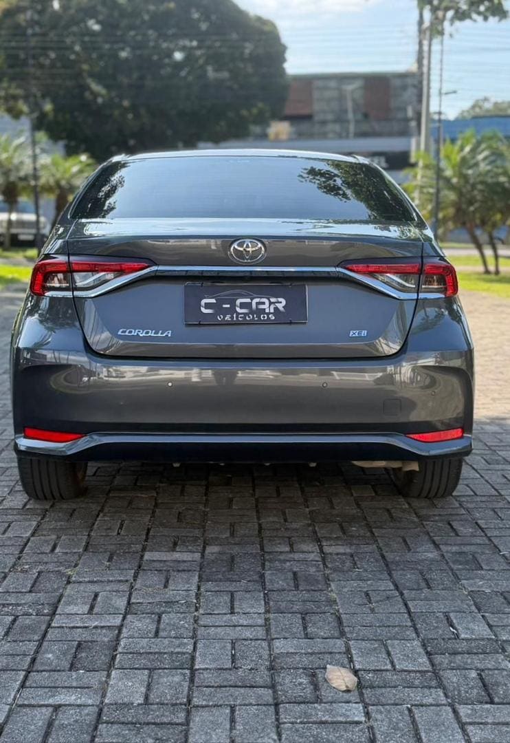 TOYOTA COROLLA XEI 20 AUT 2025 — foto 5