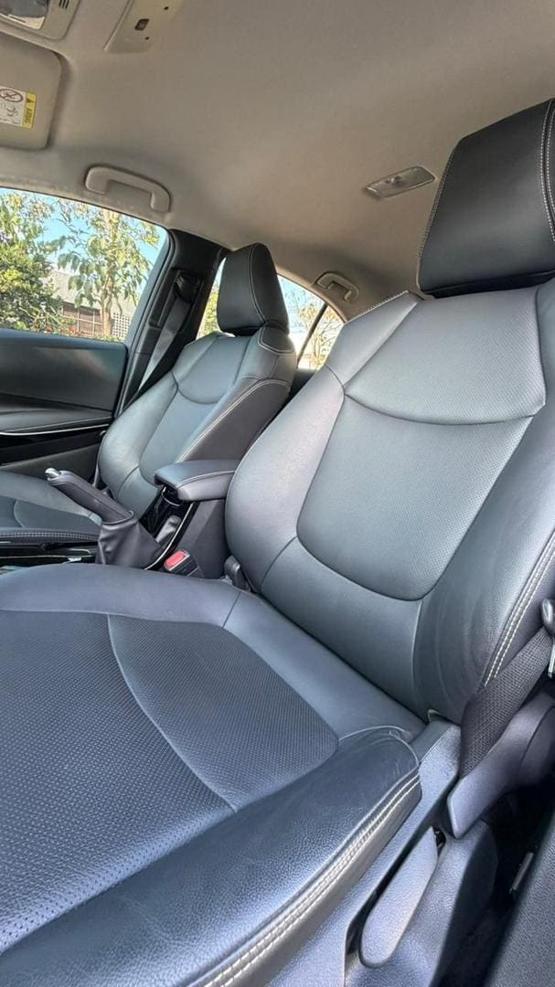 TOYOTA COROLLA XEI 20 AUT 2025 — foto 11