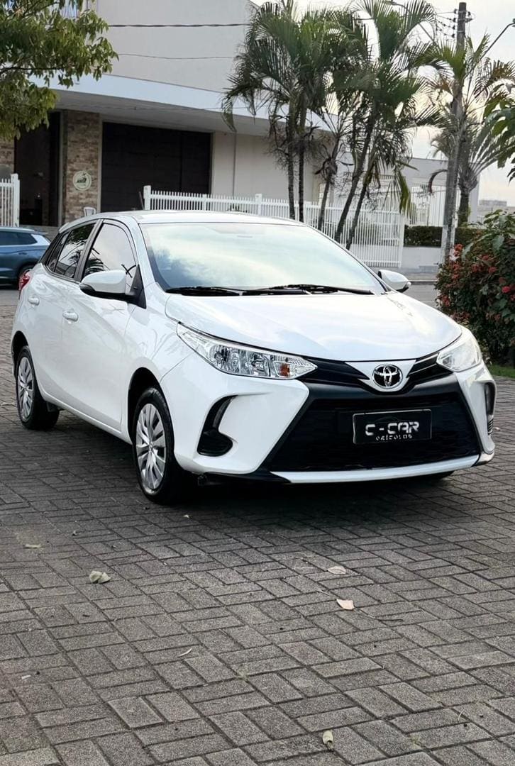 TOYOTA YARIS HA XL15 2022