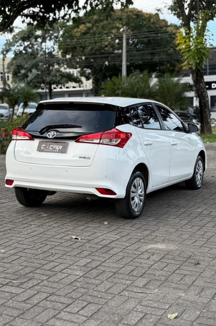 TOYOTA YARIS HA XL15 2022 — foto 4