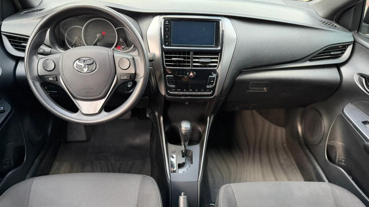 TOYOTA YARIS HA XL15 2022 — foto 10