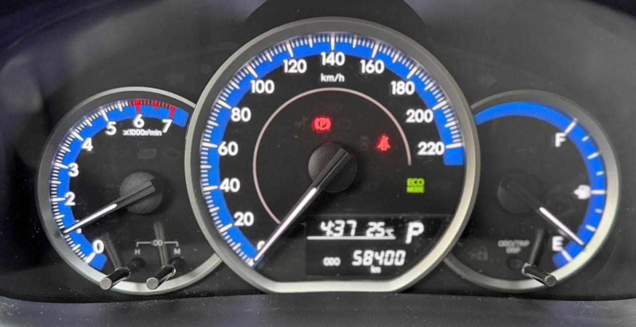 TOYOTA YARIS HA XL15 2022 — foto 13