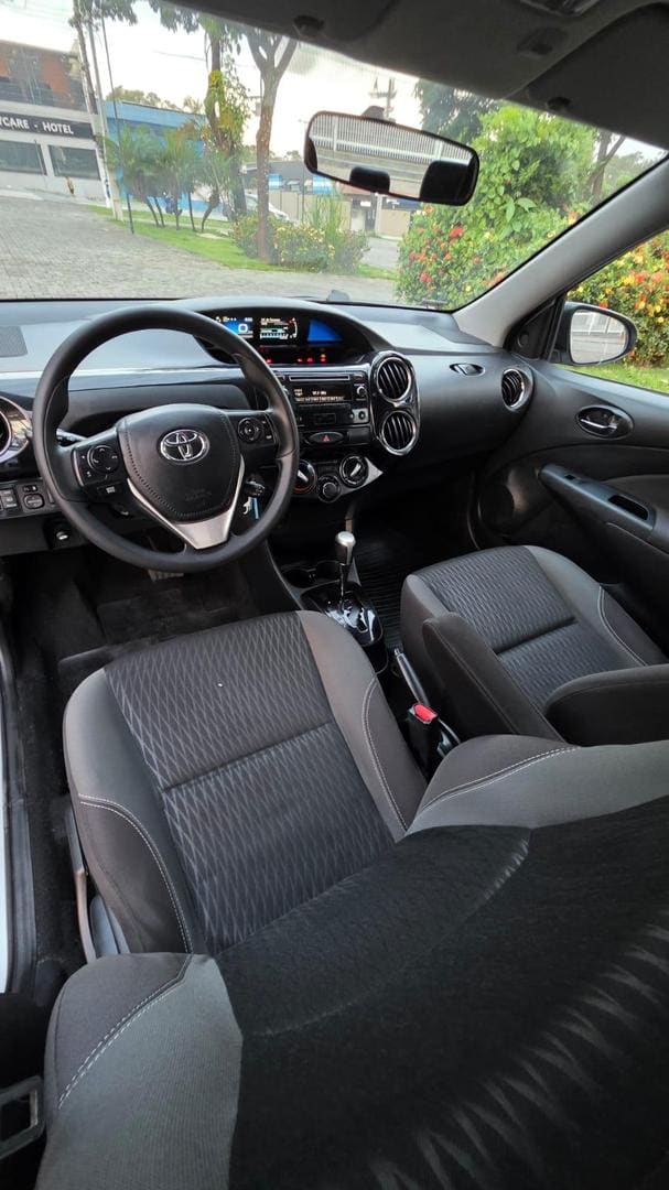 TOYOTA ETIOS SD XPLUS AT 2019 — foto 7