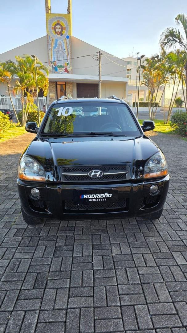 HYUNDAI TUCSON GL 20L 2009 — foto 2
