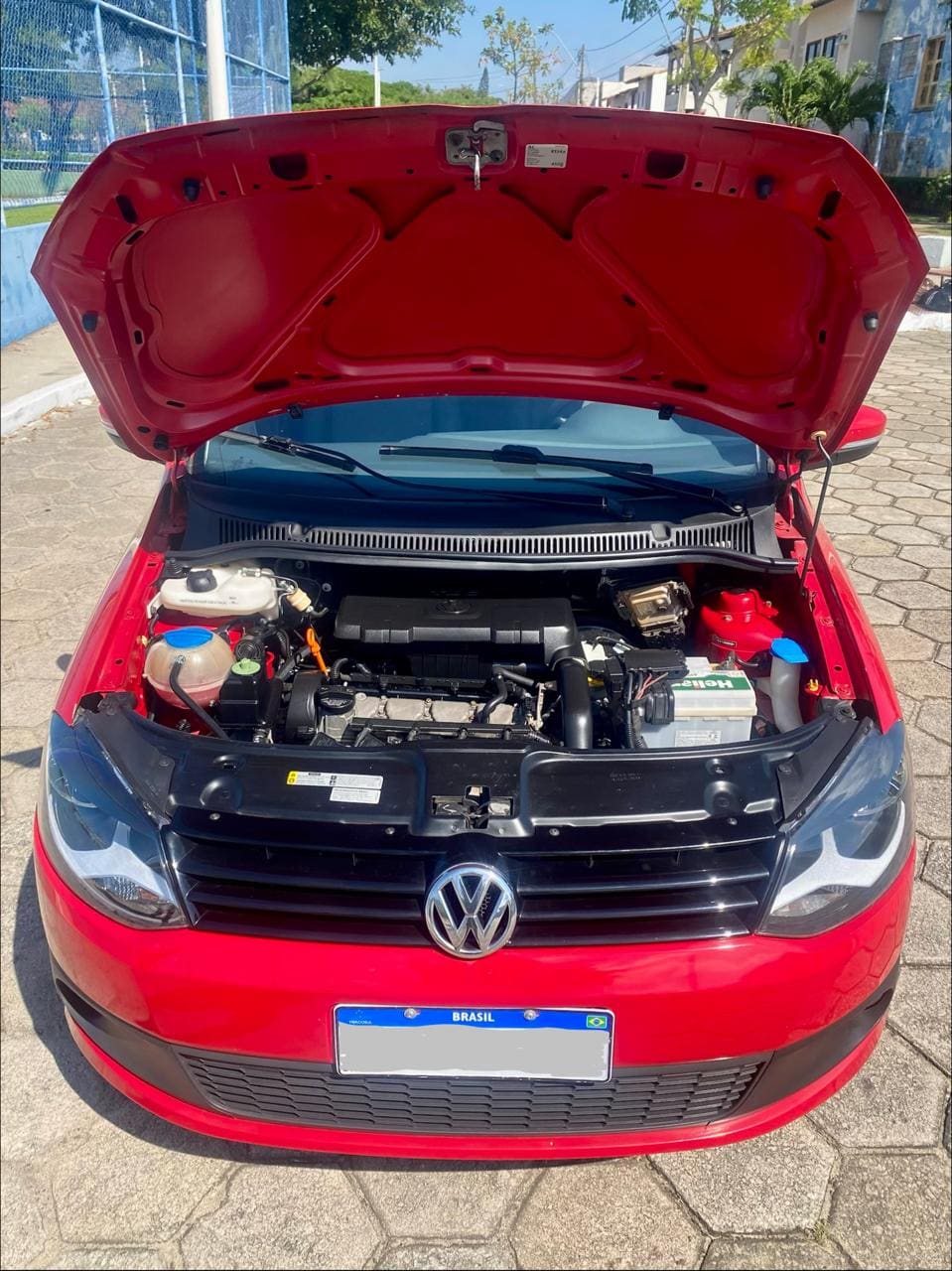 VOLKSWAGEN FOX 1.0 TREND 2014 — foto 4