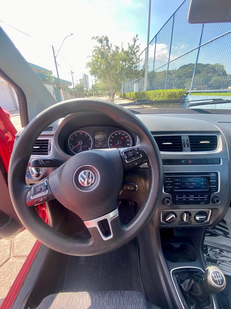 VOLKSWAGEN FOX 1.0 TREND 2014 — foto 7