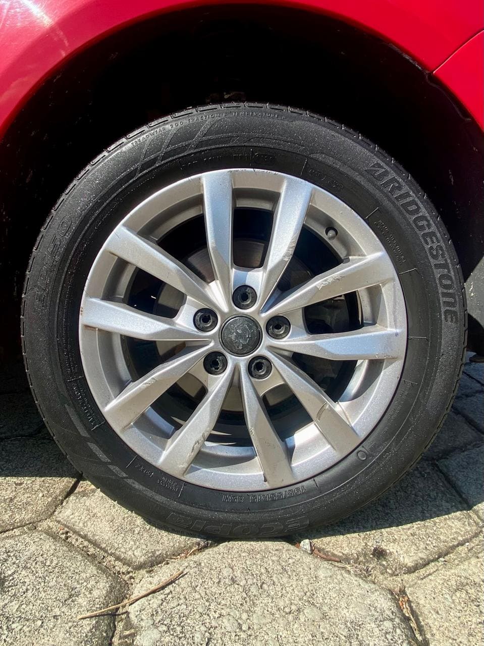 VOLKSWAGEN FOX 1.0 TREND 2014 — foto 12