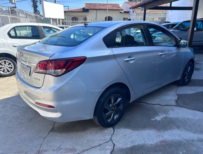HYUNDAI HB20S Style 1.6 Flex 16V Aut. 2018 — foto 4