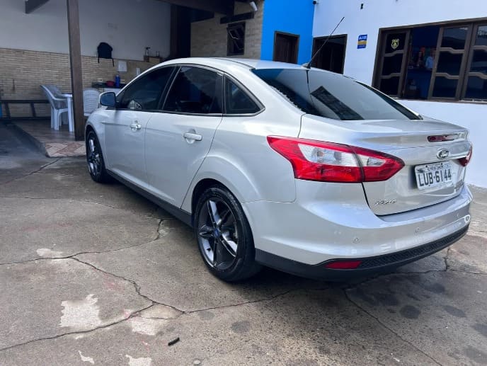 FORD Focus Sedan 2.0 16v/2.0 16V Flex 4P Aut. 2015 — foto 4