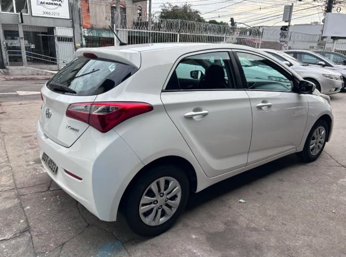 HYUNDAI HB20 C./c.plus/c.style 1.6 Flex 16V Mec. 2013 — foto 3