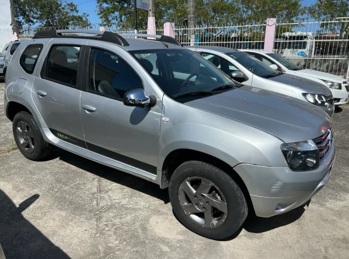 RENAULT Duster Techroad 2.0 Hi-flex 16V Aut. 2014 — foto 2