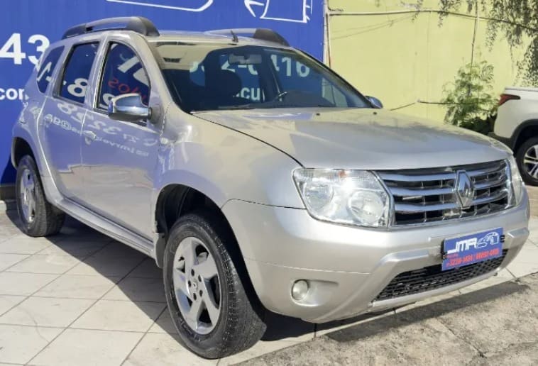RENAULT Duster Dynamique 2.0 Hi-flex 16V Aut. 2013 — foto 2