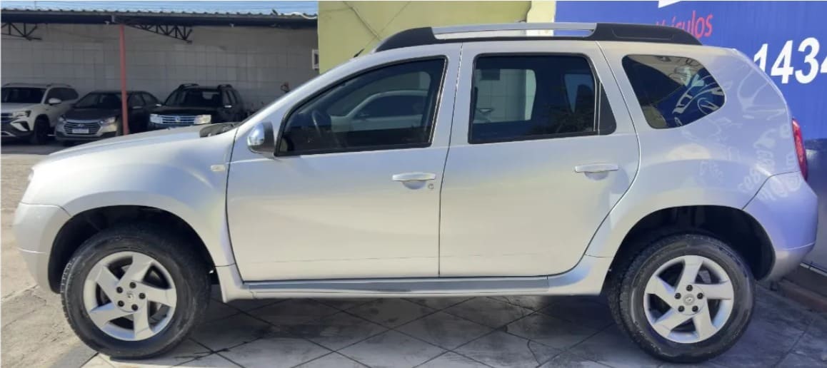 RENAULT Duster Dynamique 2.0 Hi-flex 16V Aut. 2013 — foto 4