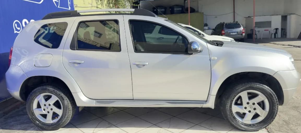 RENAULT Duster Dynamique 2.0 Hi-flex 16V Aut. 2013 — foto 5