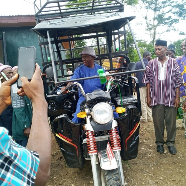 Dedication of the Tricycle by the Local Authority of Rivergee
