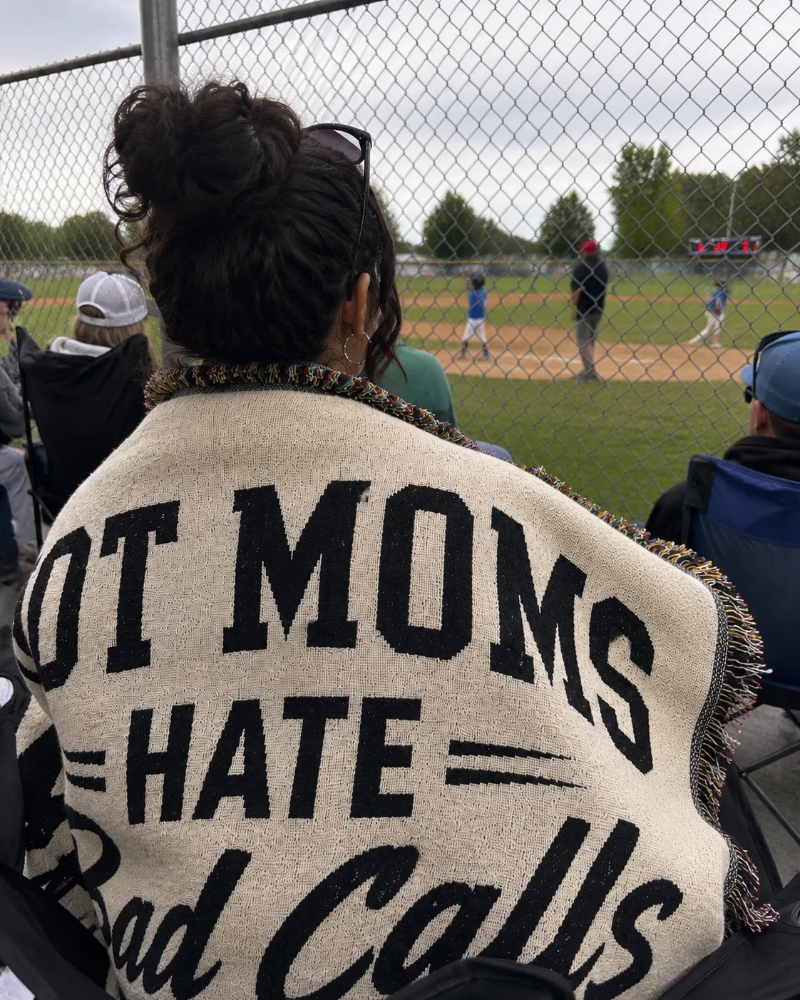 Hot Moms Hate Bad Calls - Baseball - Cotton Woven Throw — view 2 | ALLTHEFKS