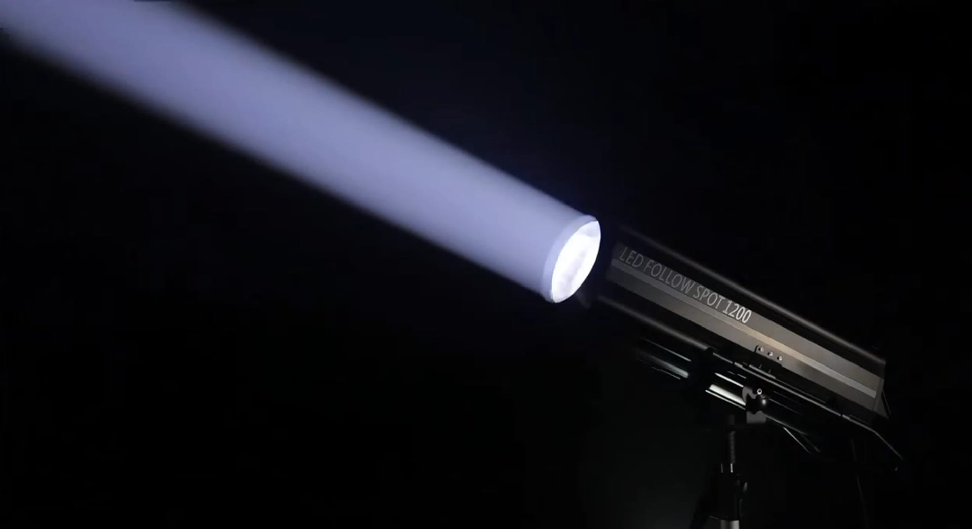 Светодиодный прожектор следящего света GML LED 1200W FOLLOW SPOT 2
