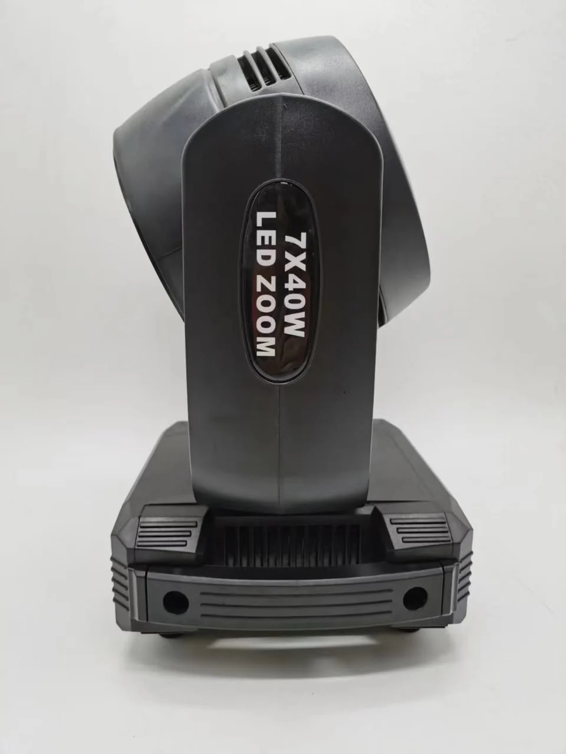 GML Wash 740 Compact LED Moving Head Wash 2