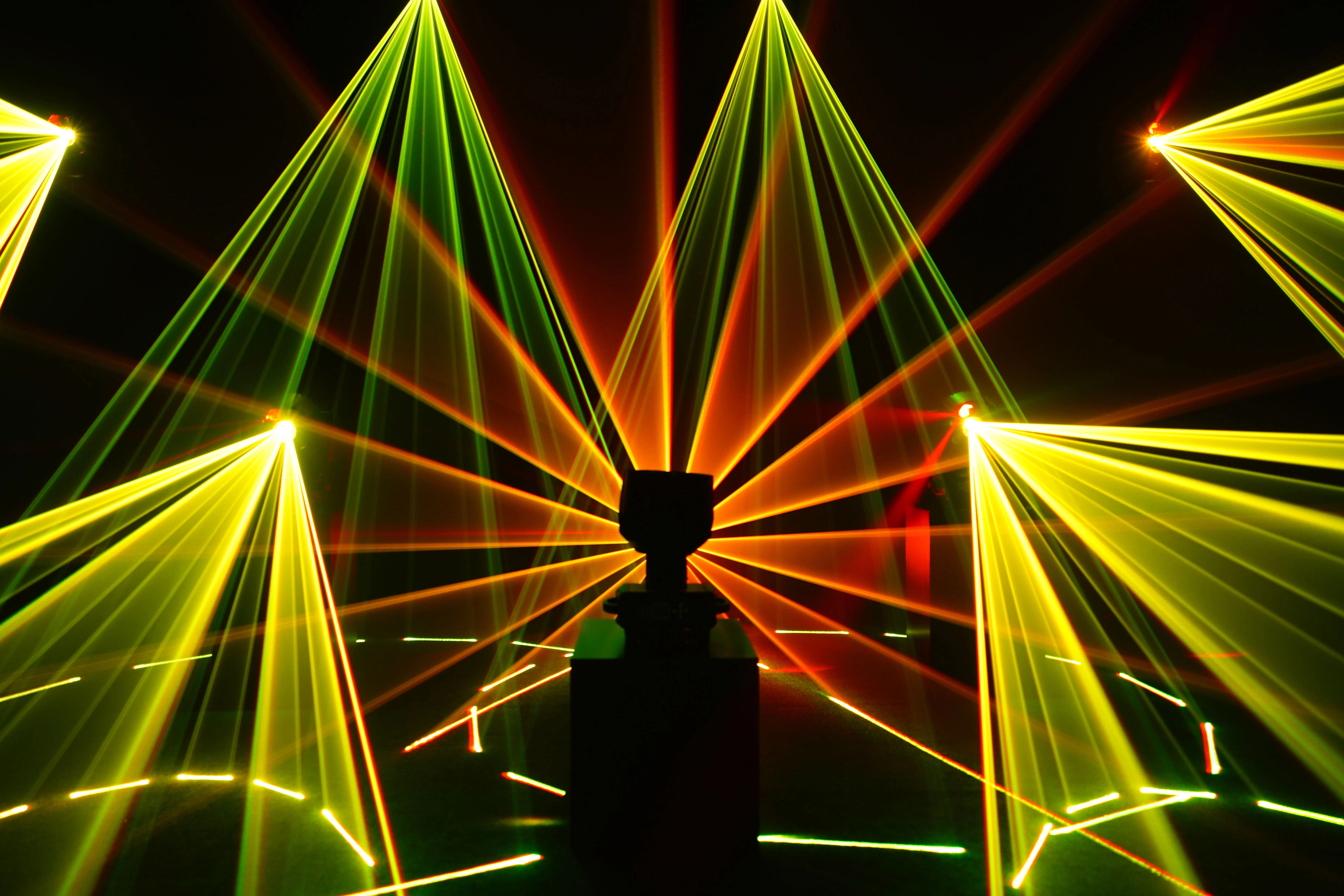 GML BEE LASER projection 6