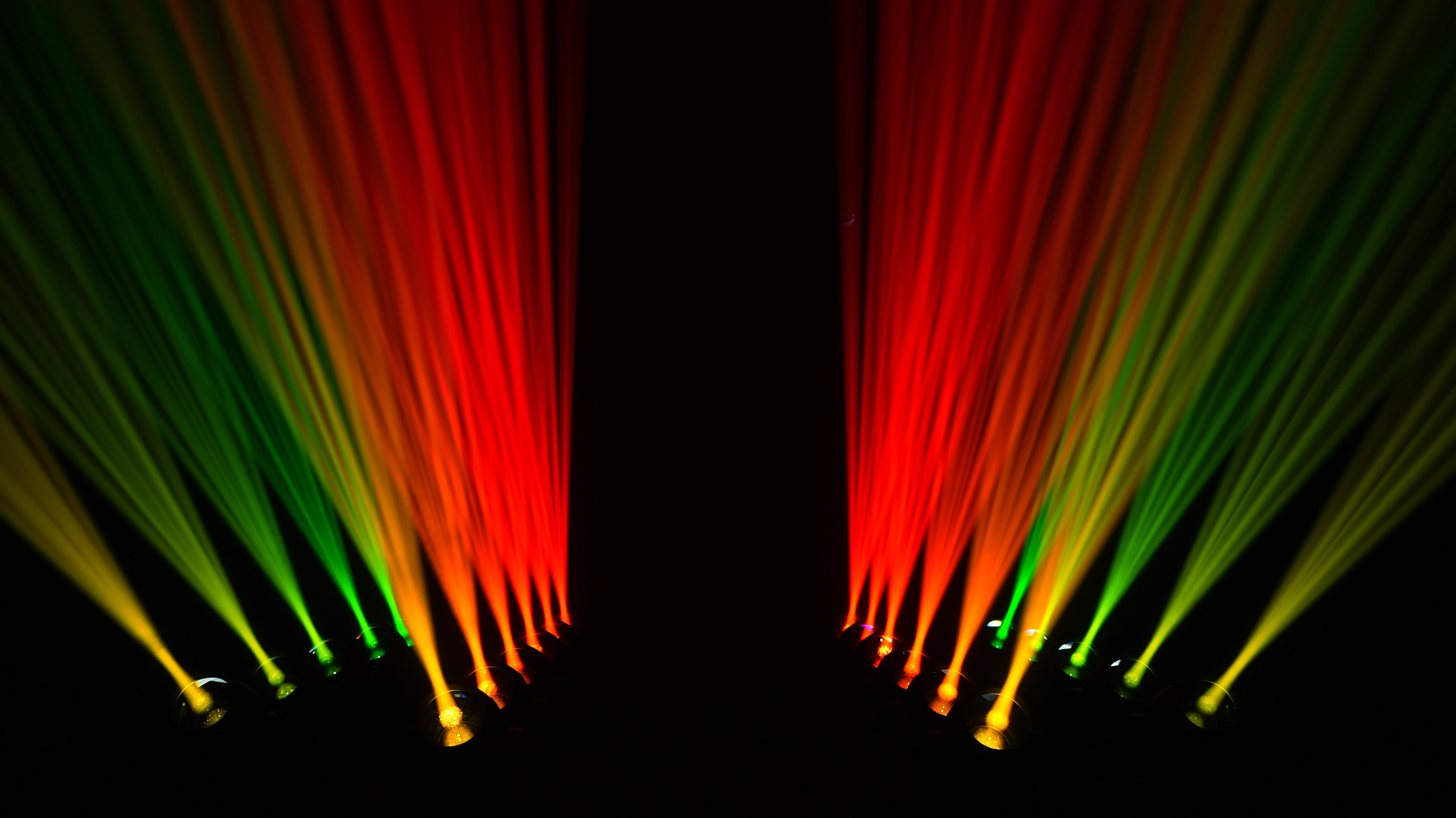GML BEAM KING IP CMY projection 1