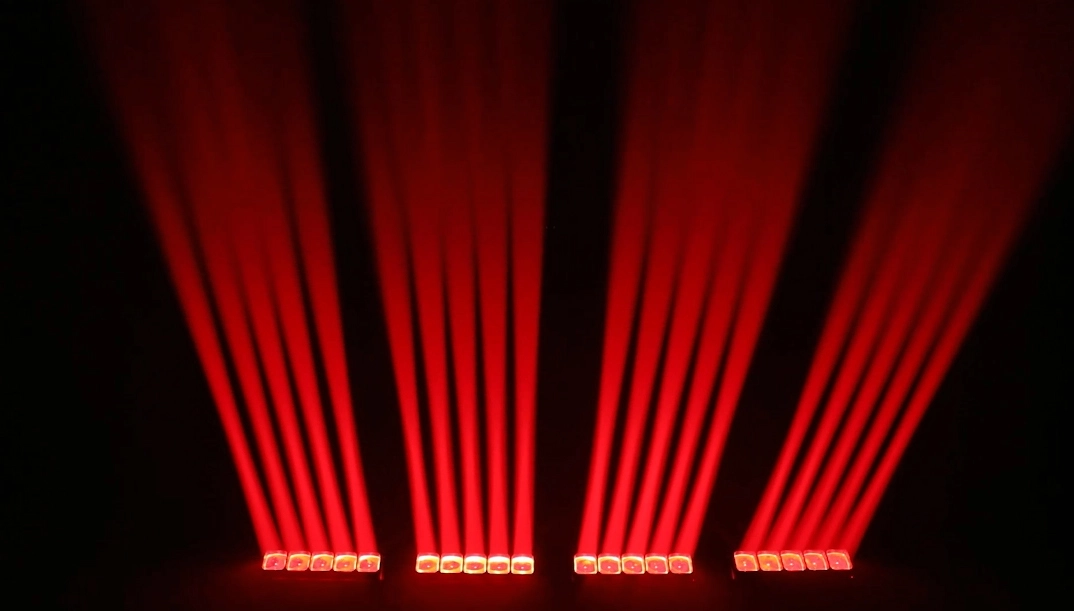 GML BLADE 2i ZOOM Dual-Sided Infinite LED Moving Head projection 2