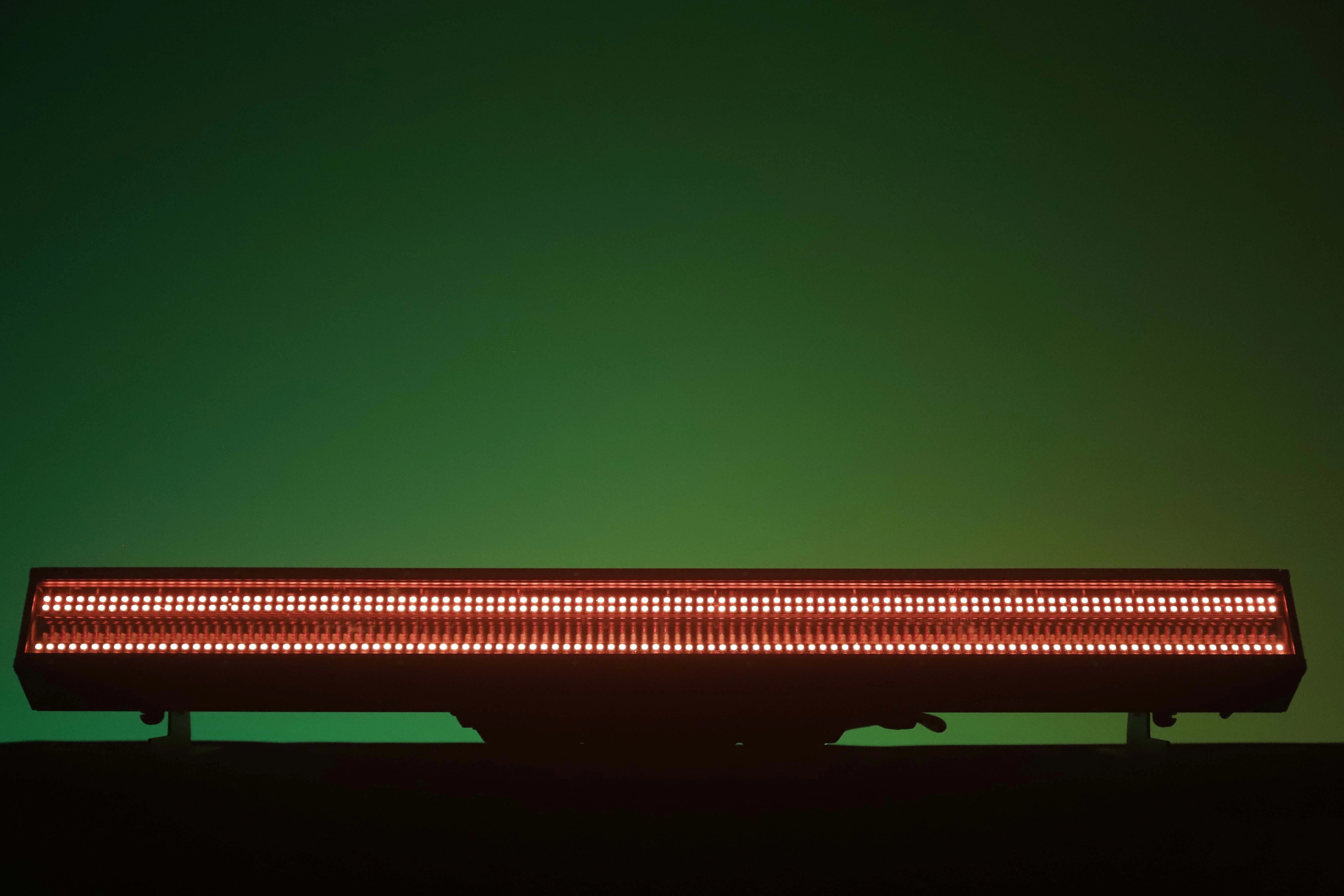GML JOLT BAR IP All-Weather Linear LED Strobe Bar projection 1