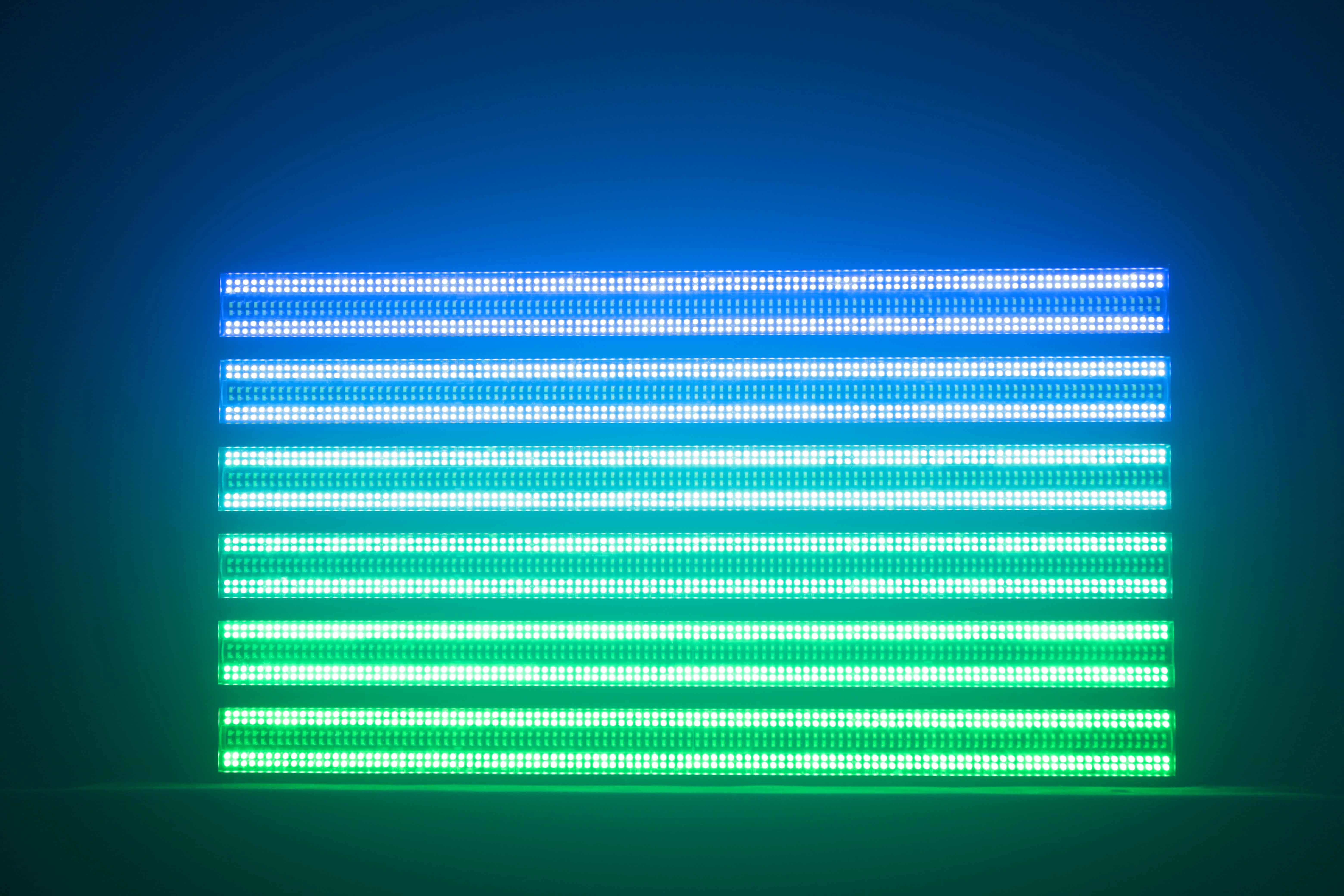 GML JOLT BAR IP All-Weather Linear LED Strobe Bar projection 2