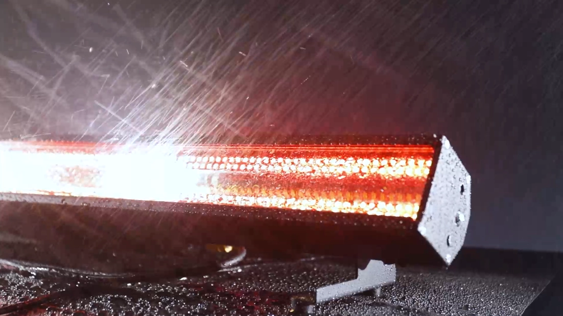 GML JOLT BAR IP All-Weather Linear LED Strobe Bar projection 5