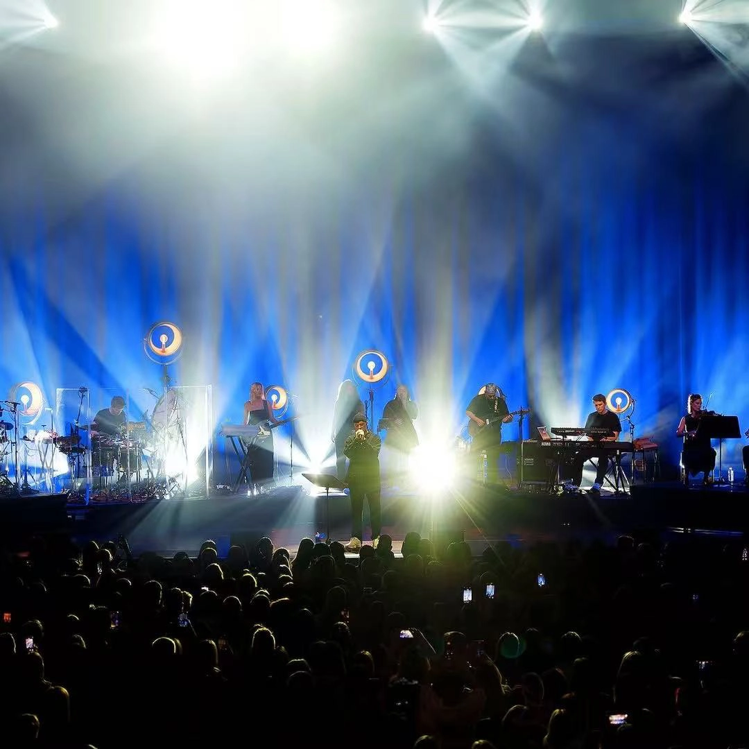 GML MOLY PATT Retro Stage Tungsten LED Fixture projection 3