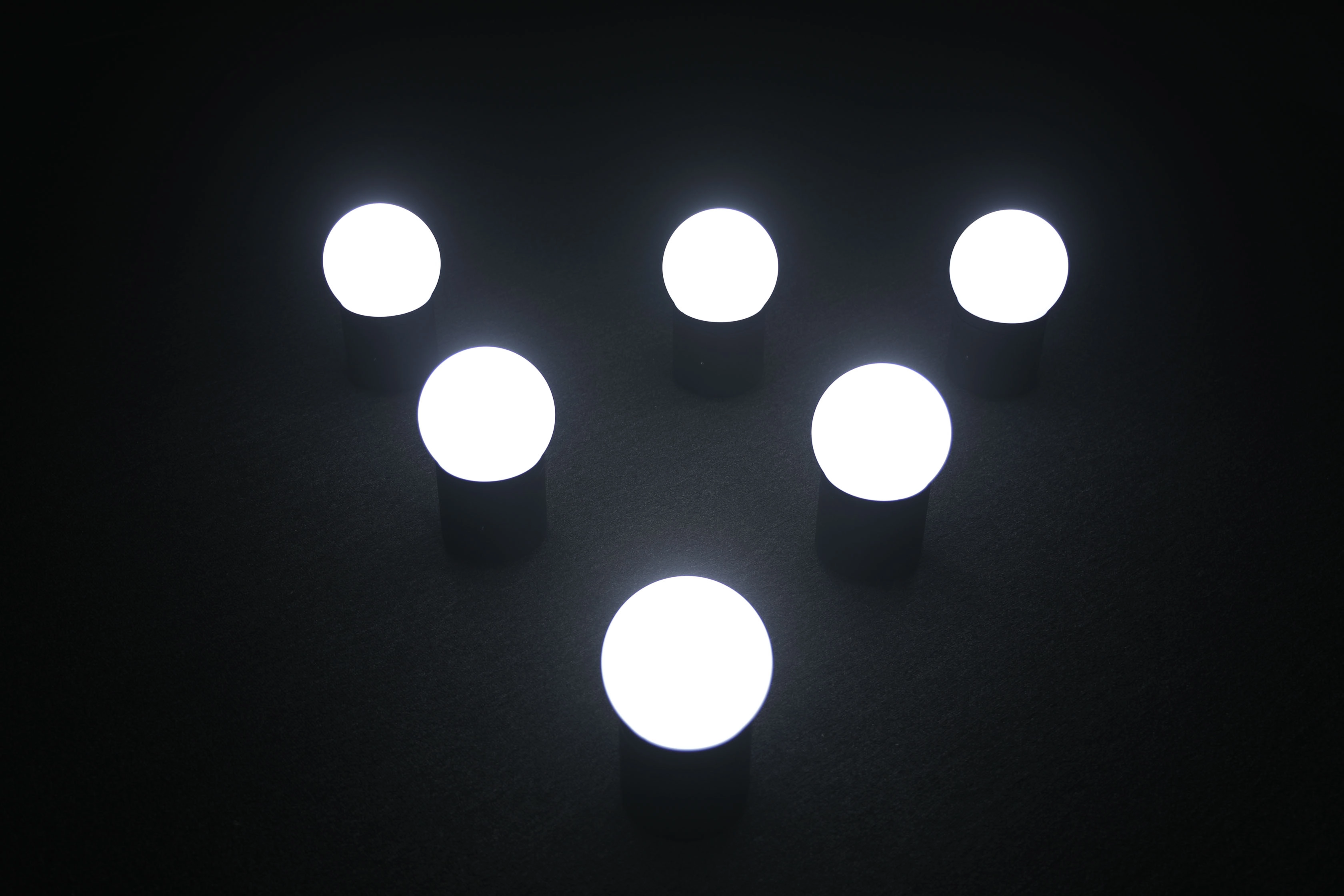 GML HELIOS IP Wireless Battery LED PAR Spotlight projection 4