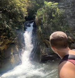 River tracing at  lǎo méi xī