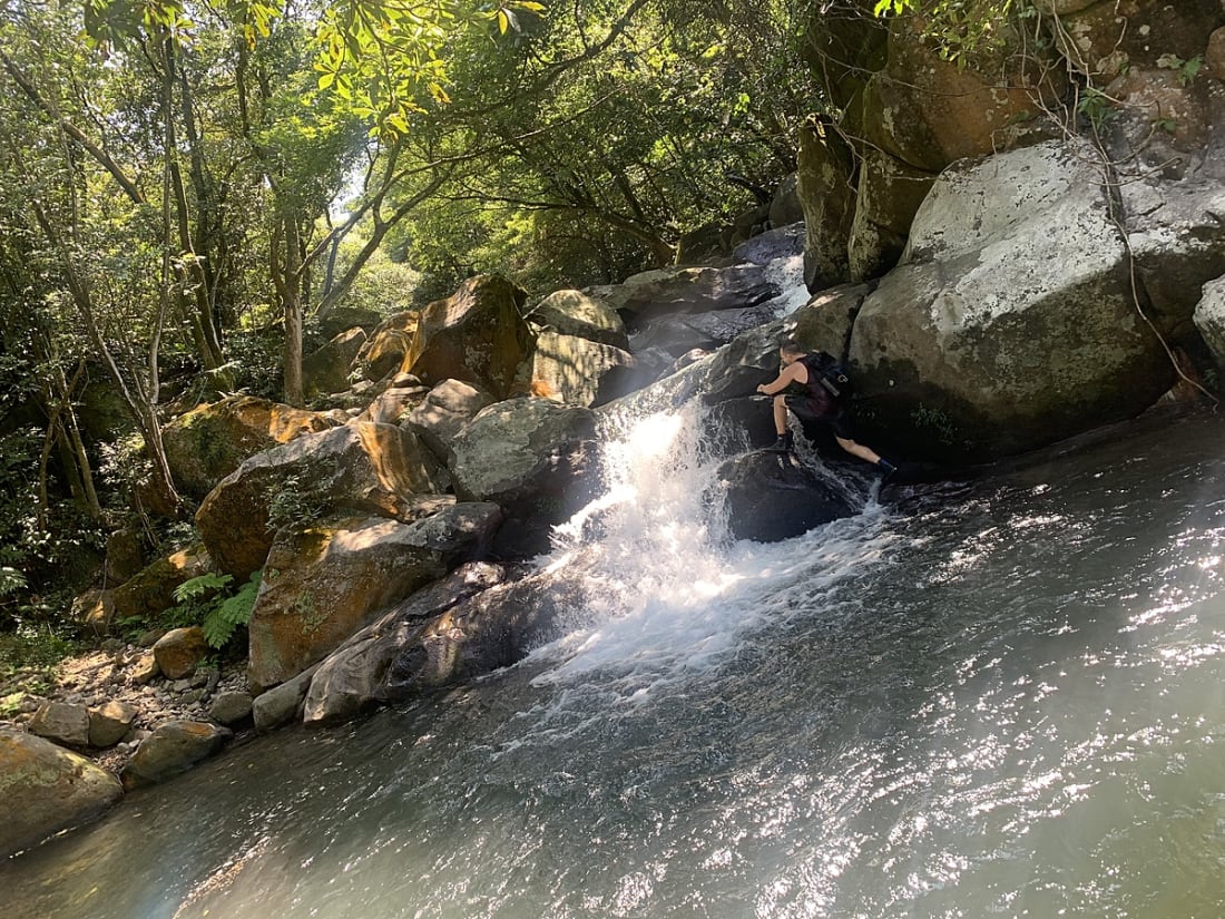 River tracing at  lǎo méi xī in Taipei - photo 26