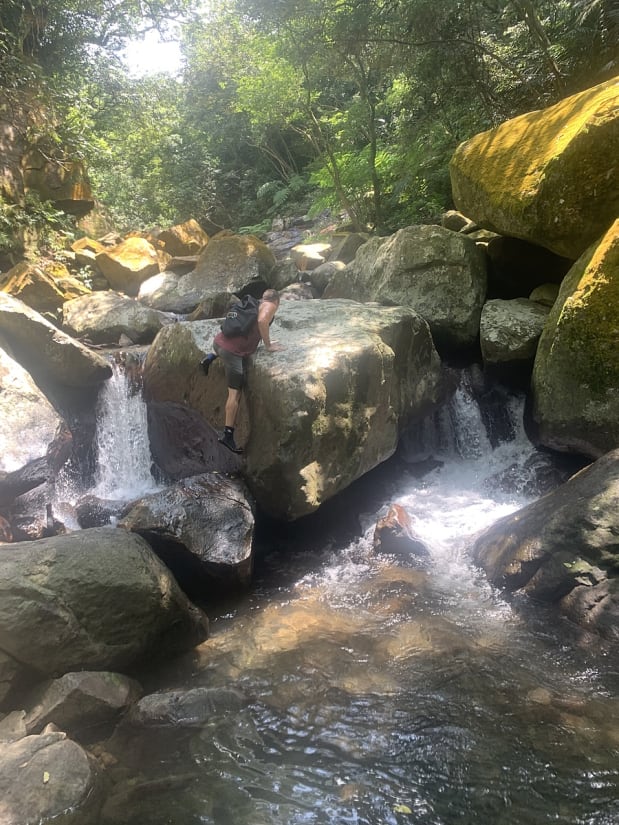River tracing at  lǎo méi xī in Taipei - photo 24