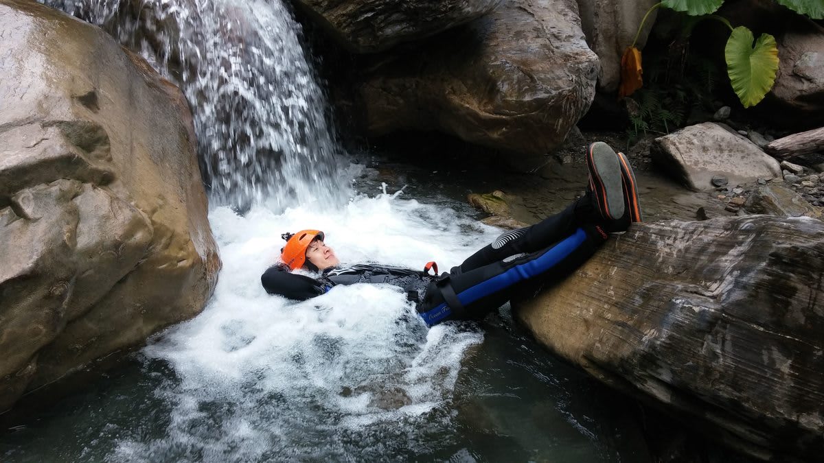 River tracing at Mugua river in Hualien - photo 1