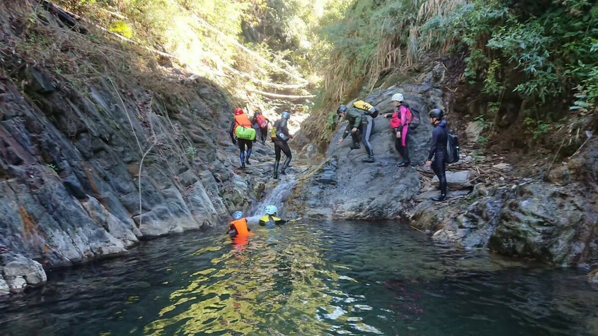 River tracing at Tailuwan creek in Nantou - photo 5