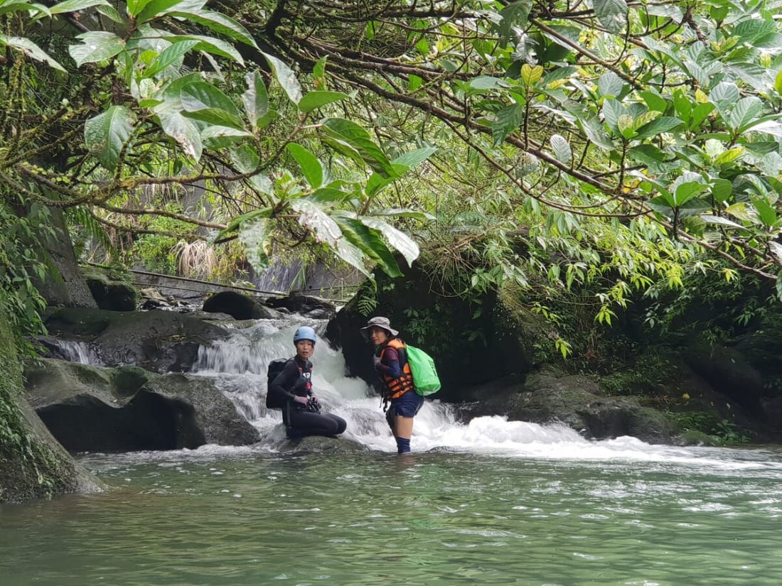River tracing at Huiyao creek in Taipei - photo 3
