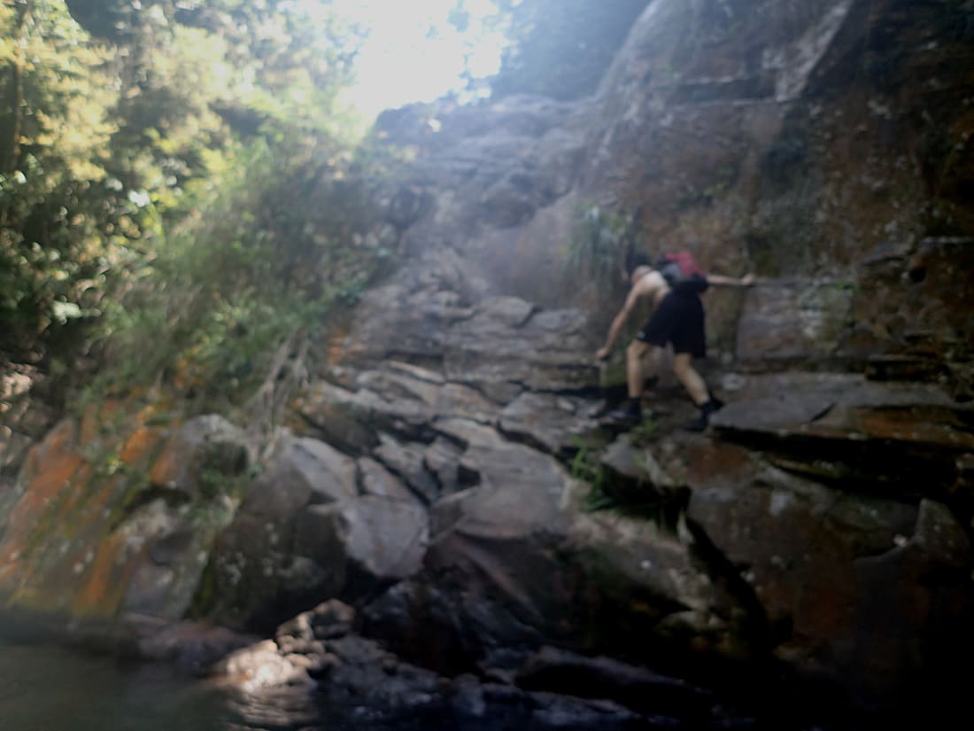 River tracing at  lǎo méi xī in Taipei - photo 1