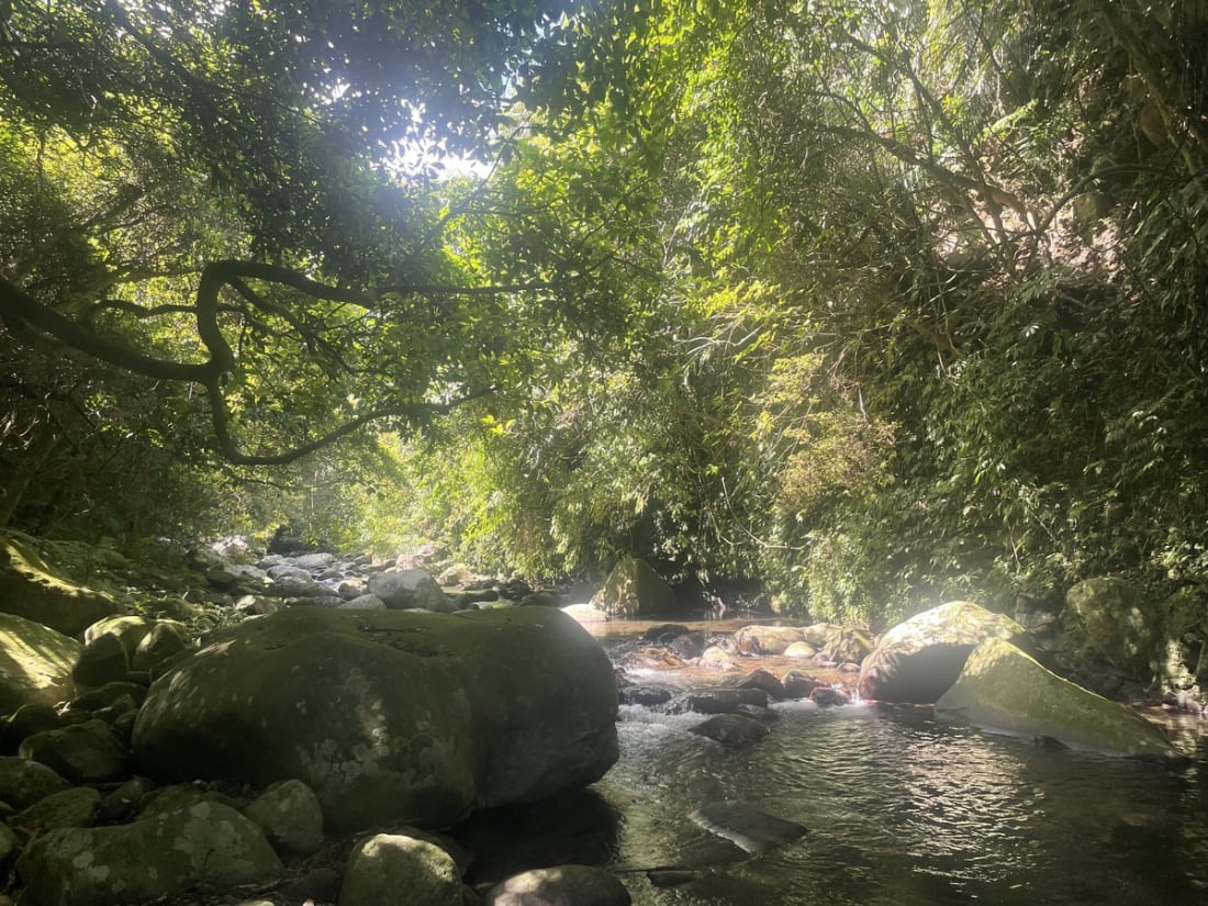 River tracing at  lǎo méi xī in Taipei - photo 1