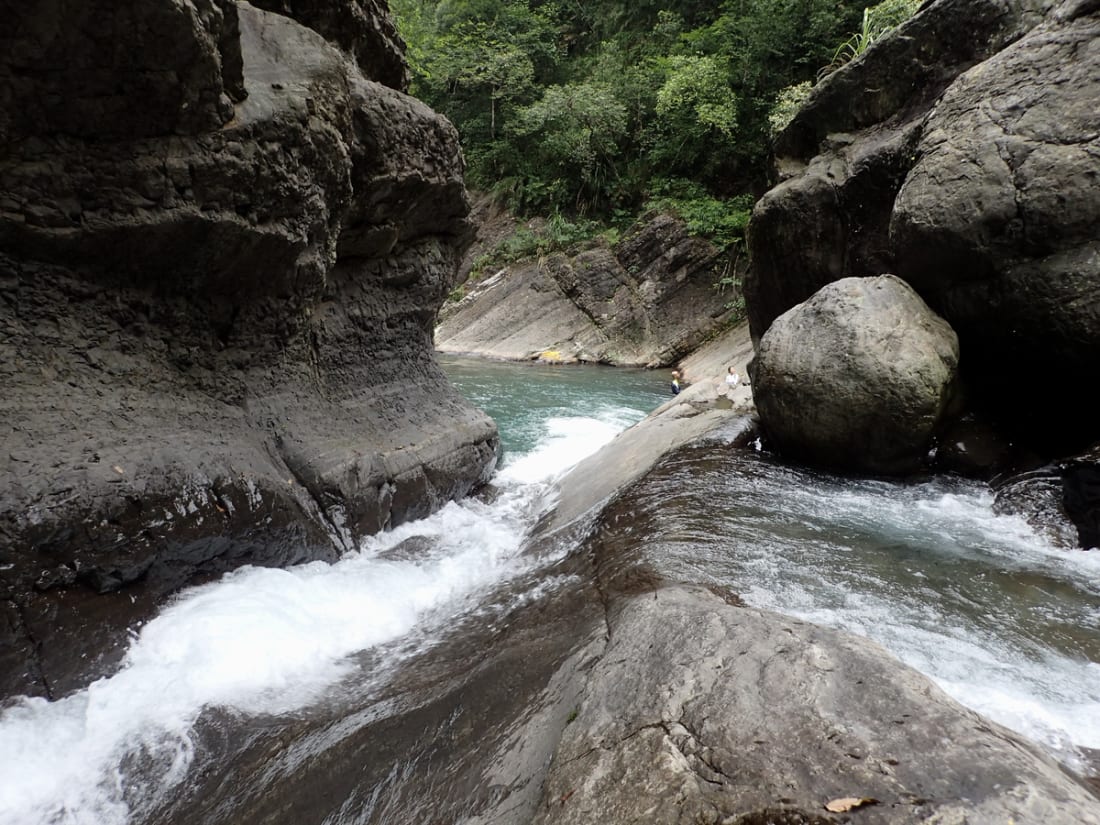 River tracing at Jiajiuliao river in Taipei - photo 2