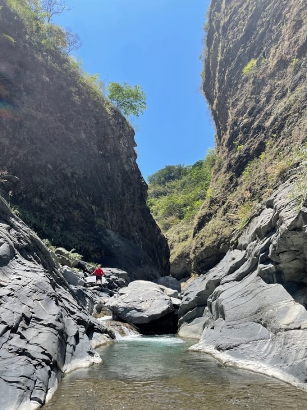 River tracing at Hot spring river in Pingtung - photo 7