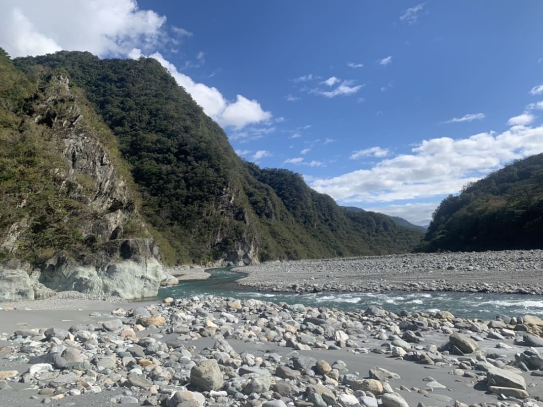 River tracing at Wulakusan creek in Taitung - photo 2