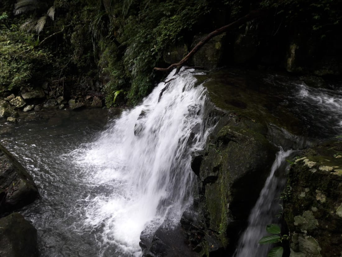 River tracing at Houdongkeng creek in Yilan - photo 4