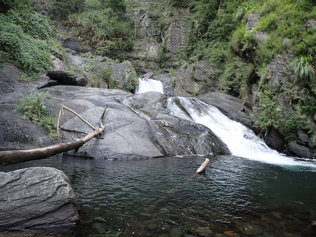 River tracing at Bǎo lǐ kǔ xī in Taoyuan - photo 4