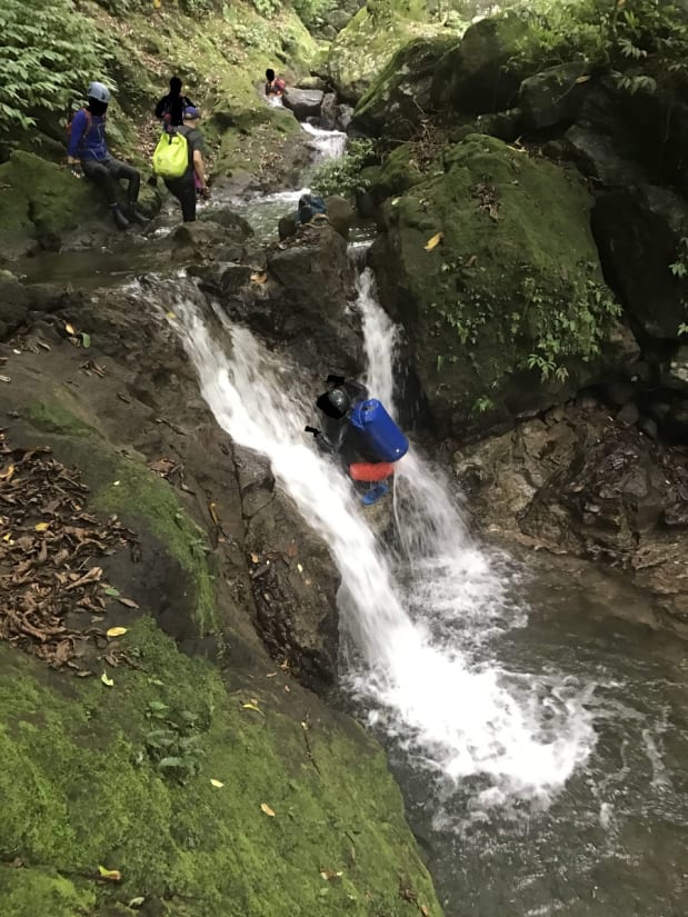 River tracing at Mǎ sù xī in Taipei - photo 3