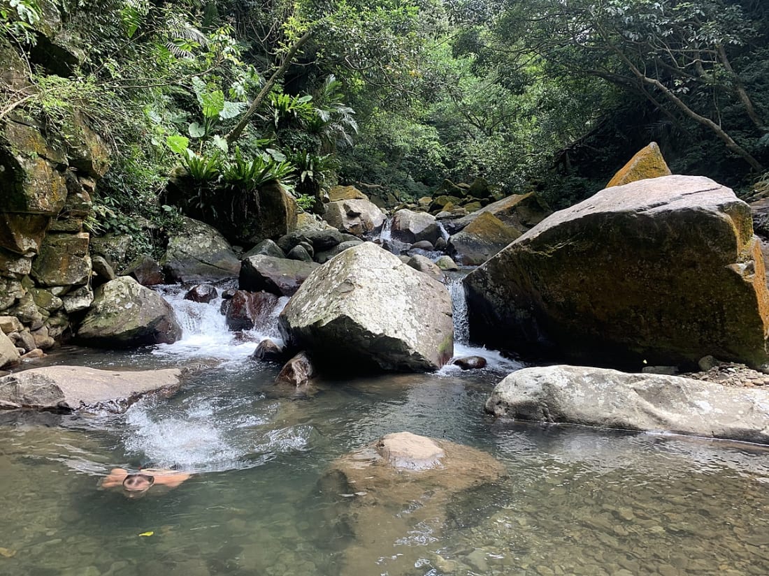 River tracing at  lǎo méi xī in Taipei - photo 22